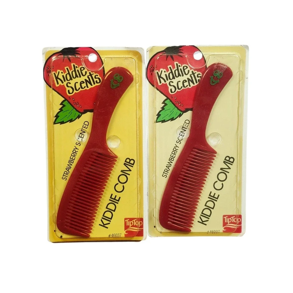 Vintage TIP TOP Kiddie Comb Strawberry Scented‎ RARE Set of 2